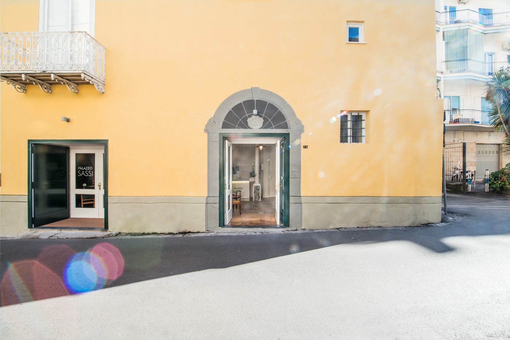 Palazzo Sassi Ξενοδοχείο Meta Εξωτερικό φωτογραφία